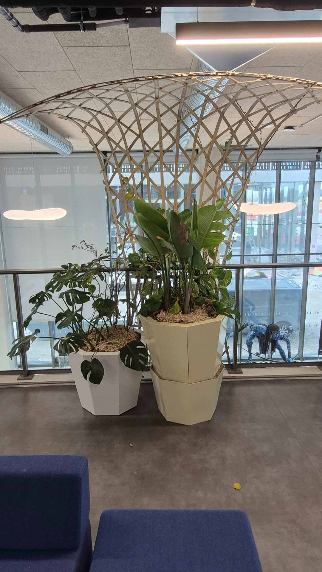 Pergola végétalisé WePlante Nami à Ynov campus Montpellier